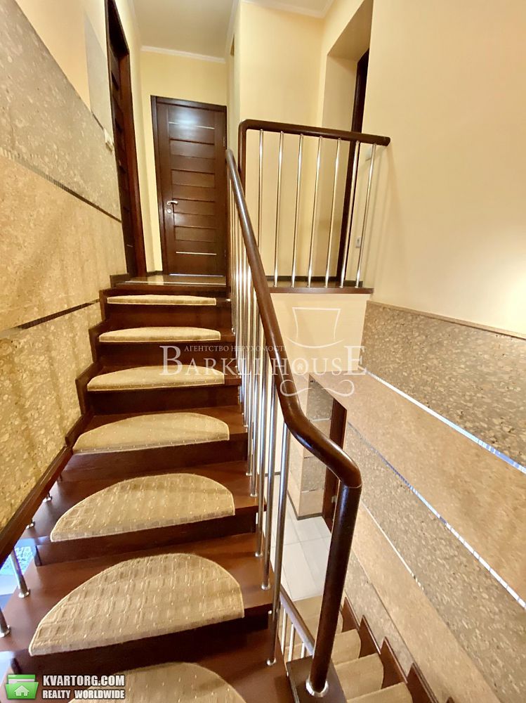 Rent out house. Киев,  Черняховского — photo 8