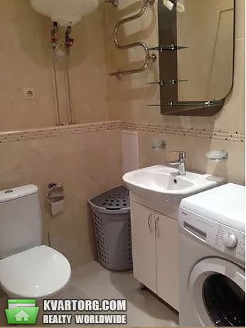 Rent out 1-room apartment. Киев, Регенераторная — photo 8