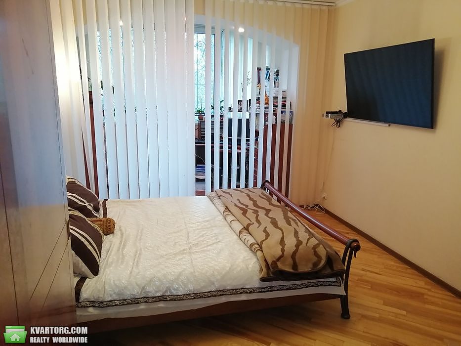 Sell 3-room apartment. Киев,  Бастионная — photo 1