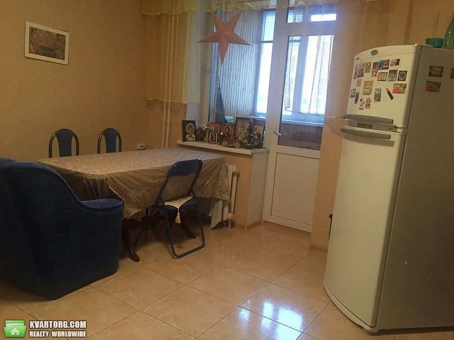 Sell 3-room apartment. Киев,  Амосова — photo 3