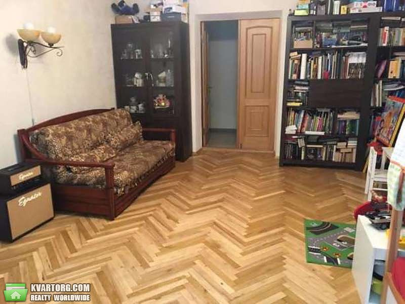 Sell 4-room apartment. Киев,  Барбюса — photo 2