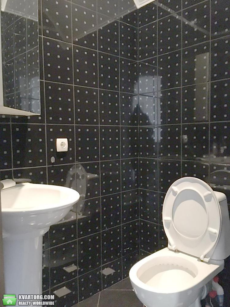 Rent out 5-room apartment. Киев,  Гончара — photo 9