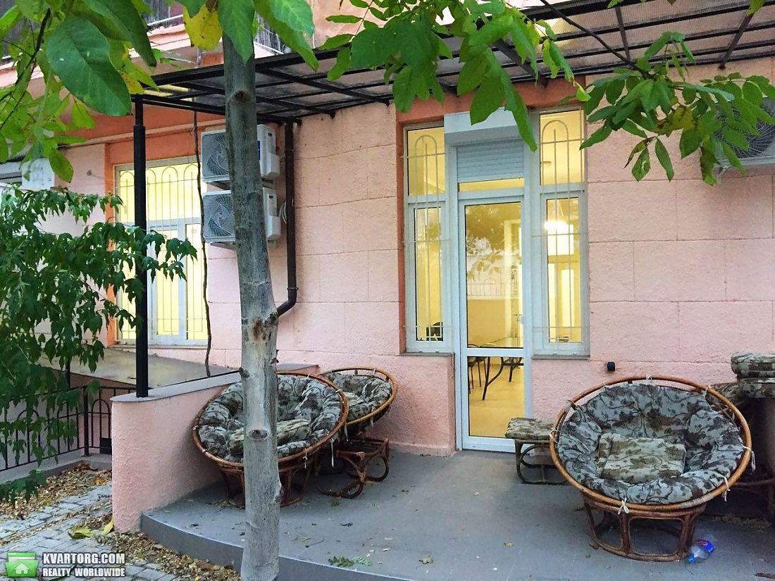 Rent out office. Одесса, улица Вице-адмирала Азаро — photo 1
