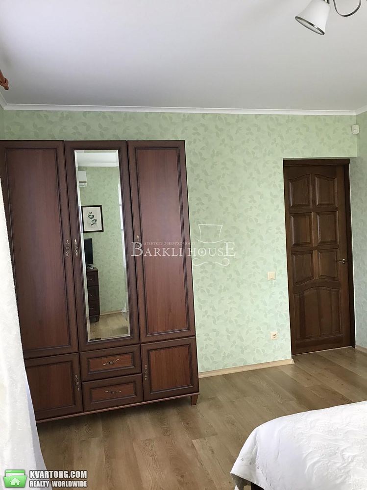 Rent out house. Киев,  Садовая Осокорки — photo 3