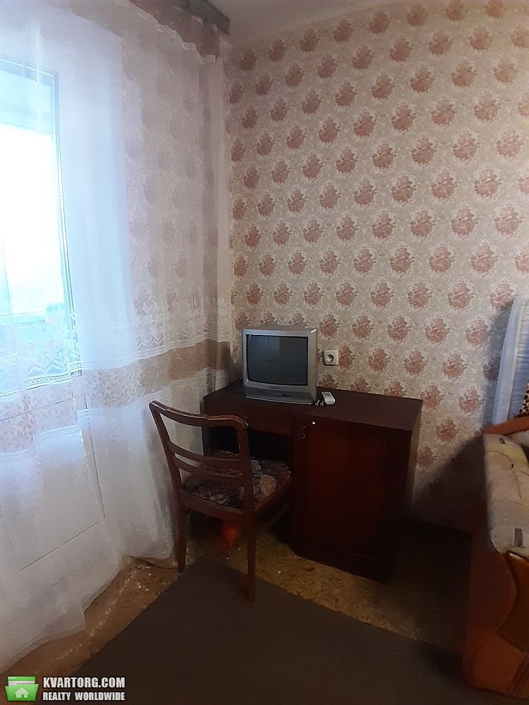 Rent out 1-room apartment. Киев, Каштановая — photo 3