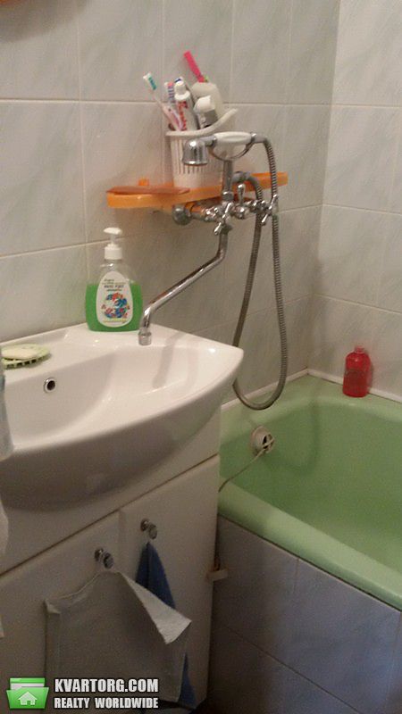 Sell 2-room apartment. Киев,  Ирпенская — photo 7