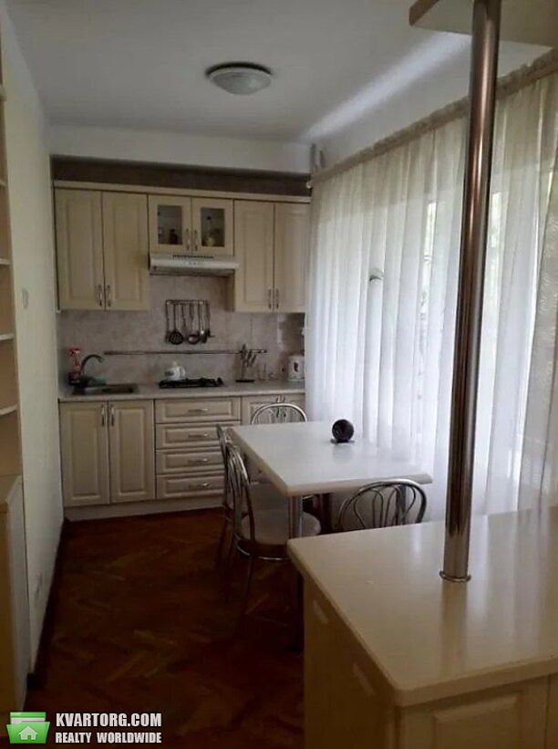 Rent out 2-room apartment. Киев, Тютюнника — photo 3