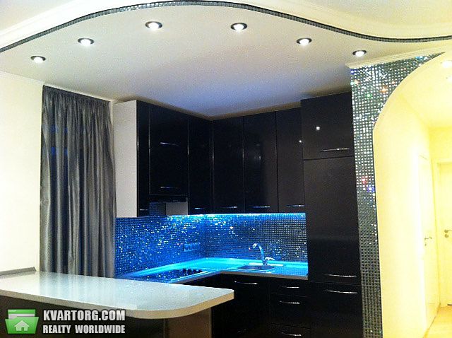 Rent out 2-room apartment. Киев,  Вильямса — photo 2
