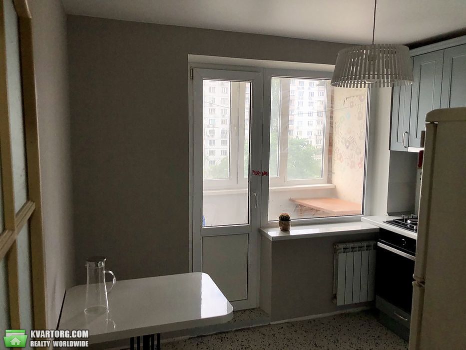 Sell 1-room apartment. Киев,  Оболонская пл — photo 2