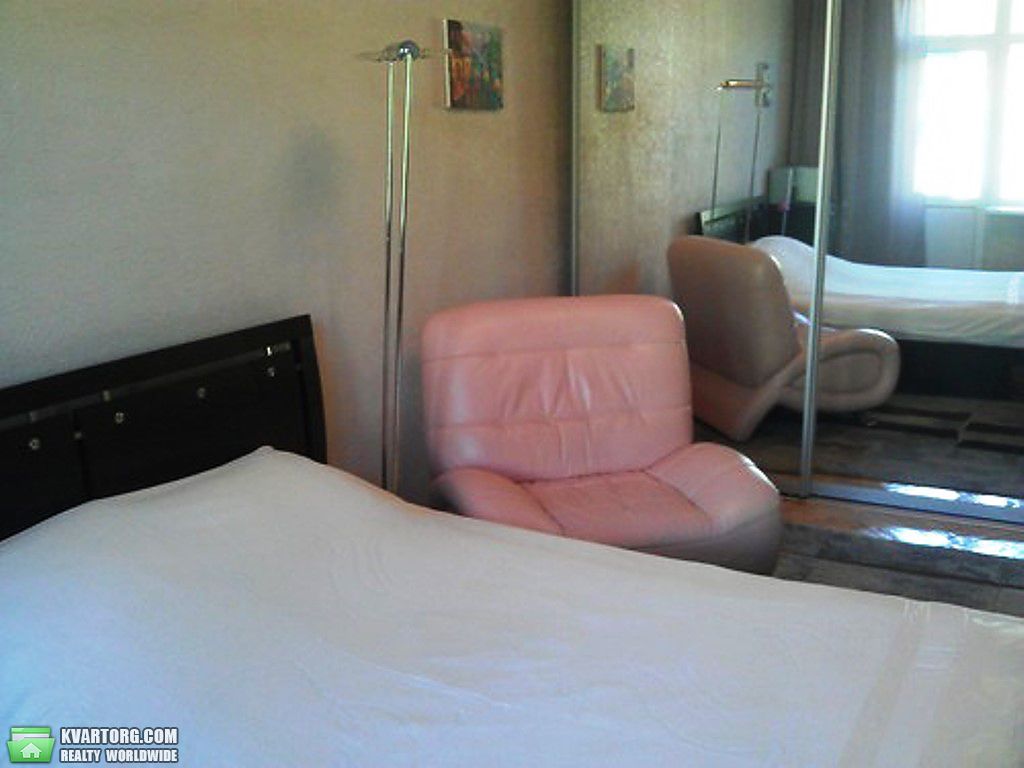 Sell 1-room apartment. Киев,  Бастионная — photo 1