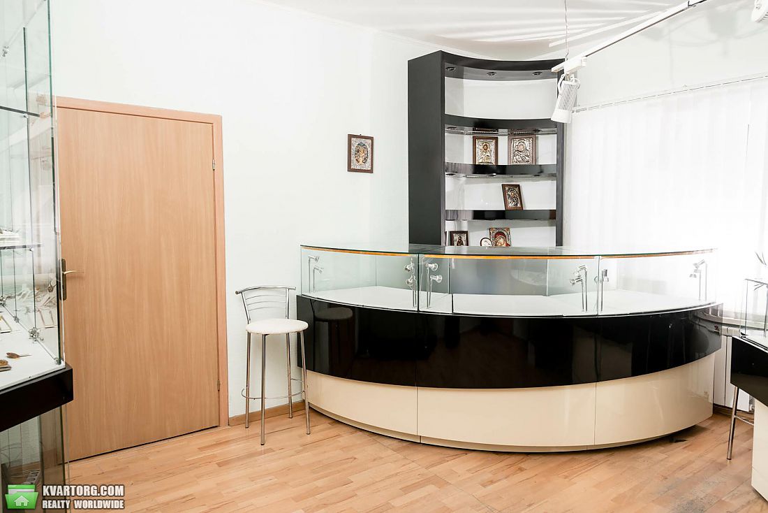 Sell office. Киев, Ивана Франка — photo 4
