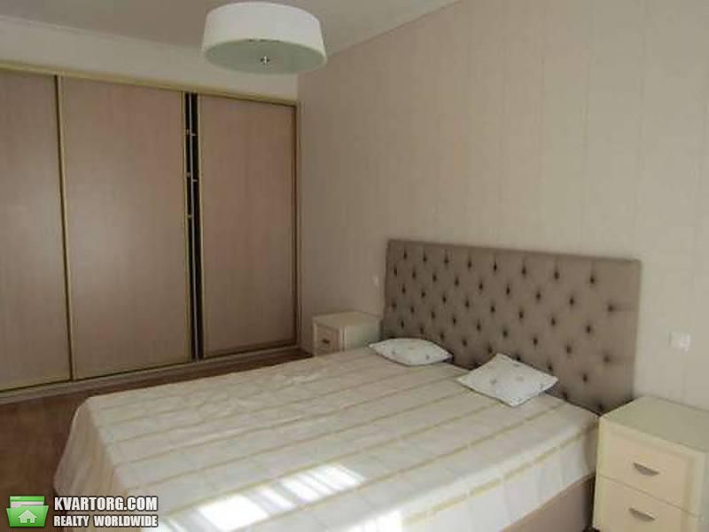 Rent out 2-room apartment. Киев,  Институтская — photo 6