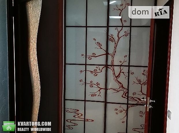 Rent out 3-room apartment. Киев,  Верховинная — photo 8