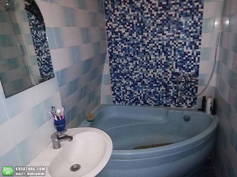 Rent out 2-room apartment. Киев,  Московская — photo 3
