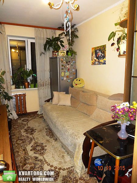 Sell 3-room apartment. Киев, Миропольская — photo 1