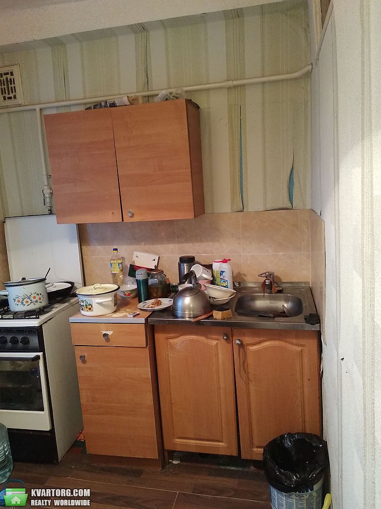 Sell 1-room apartment. Киев,  Пражская — photo 1