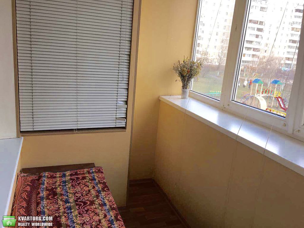 Sell 3-room apartment. Киев,  Лаврухина — photo 8