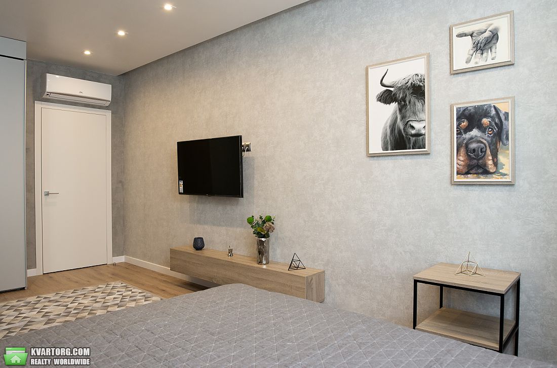 Rent out 1-room apartment. Киев,  Чавдар — photo 3
