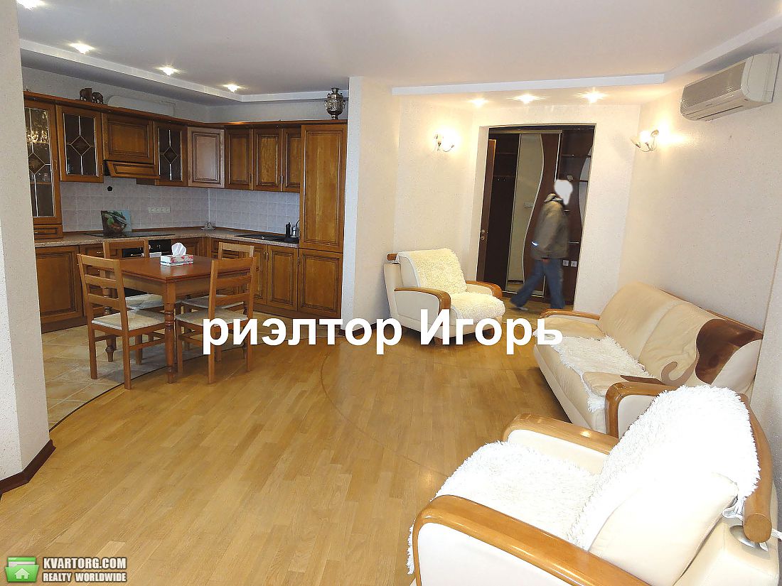Rent out 1-room apartment. Одесса, Ивана Франко — photo 1
