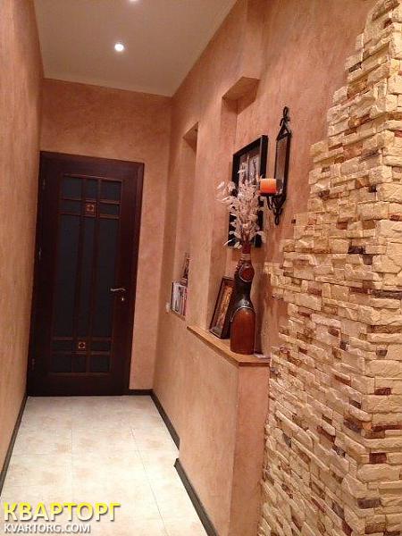 Sell 4-room apartment. Киев,  Довнар-Запольского — photo 1