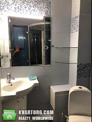 Rent out 2-room apartment. Киев,  Бажана — photo 7
