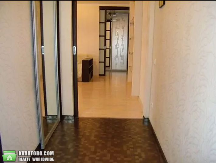 Rent out 3-room apartment. Киев,  Леси Украинки бул — photo 2