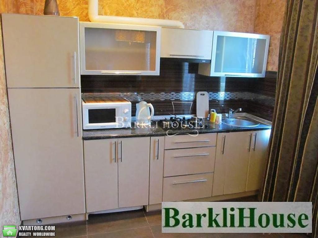 Rent out 1-room apartment. Киев,  Трехсвятительская — photo 4