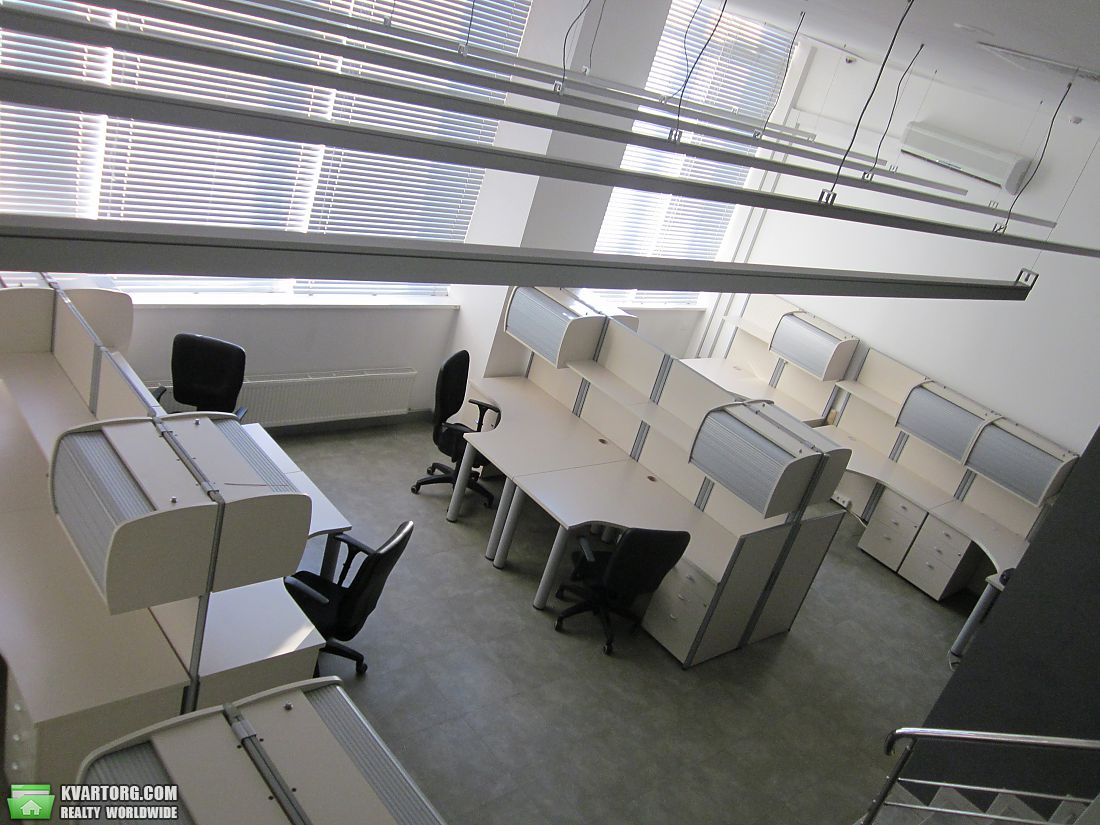 Rent out office. Киев, Жилянская — photo 3