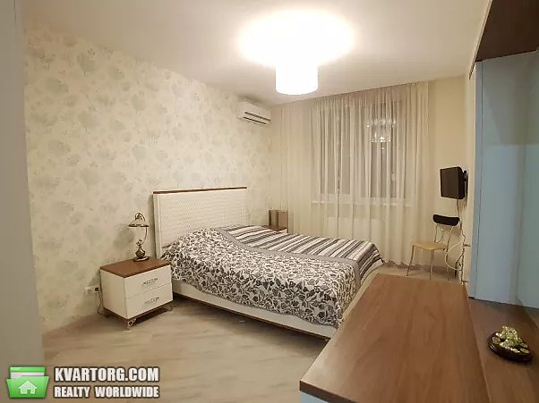 Sell 2-room apartment. Киев,  Ломоносова — photo 1