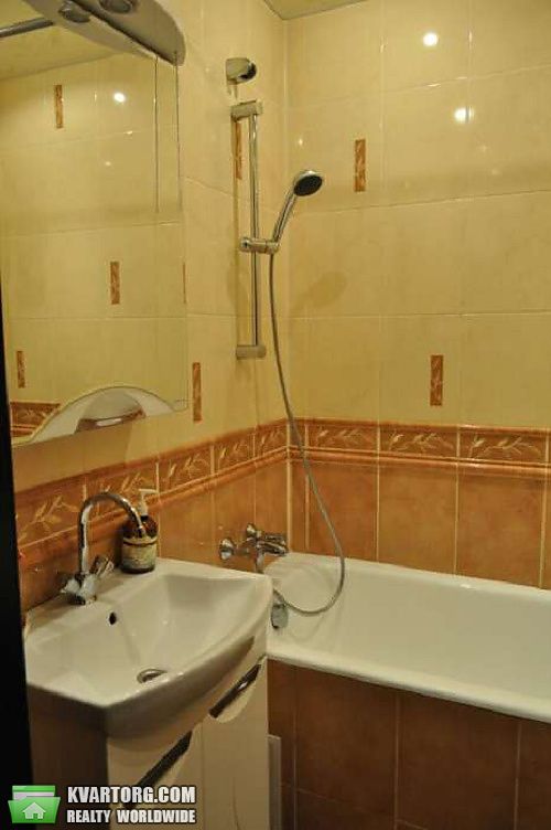 Sell 4-room apartment. Киев,  Зодчих — photo 5