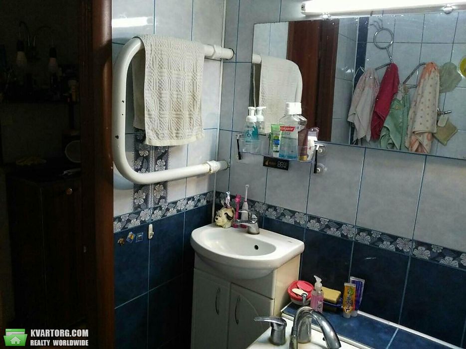 Sell 2-room apartment. Киев,  Славгородская — photo 9