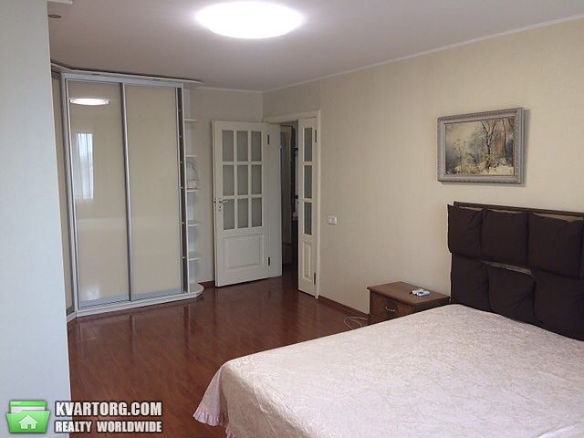 Rent out 3-room apartment. Киев, проспект Победы — photo 8