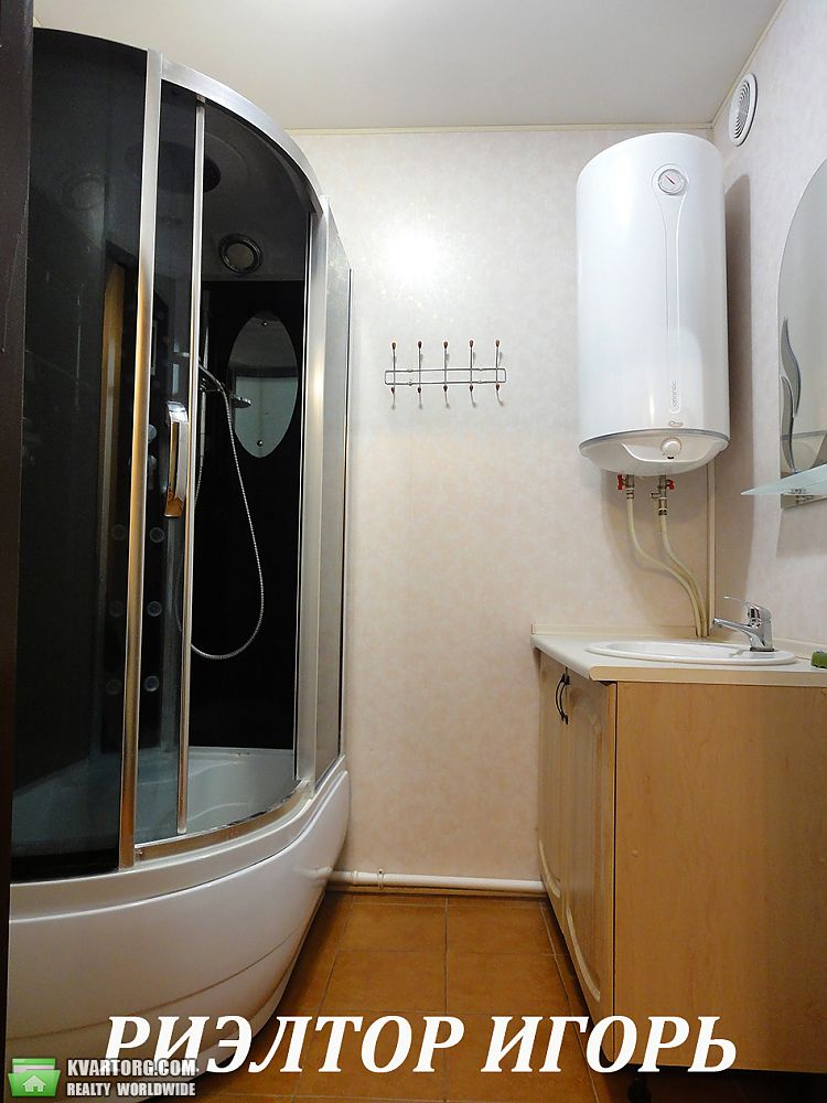 Rent out 2-room apartment. Одесса, Радужный Массив — photo 8