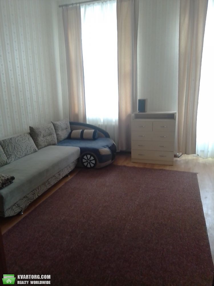 Rent out 1-room apartment. Киев,  Саксаганского — photo 1