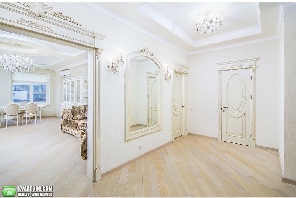 Sell 4-room apartment. Киев, Евгения Коновальца — photo 3