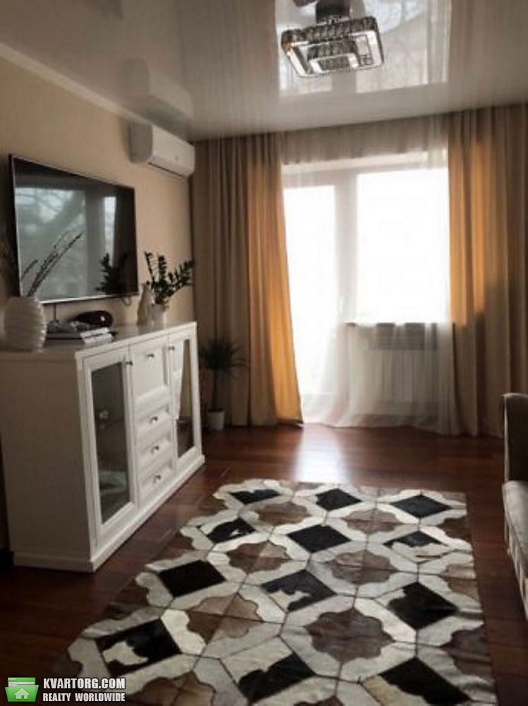 Sell 2-room apartment. Днепропетровск, куйбышева — photo 1