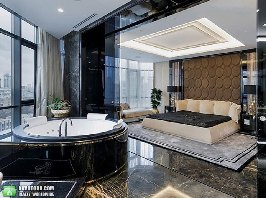 Sell 4-room apartment. Киев,  Струтинского — photo 1
