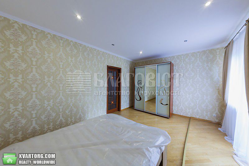 Rent out 3-room apartment. Киев,  Тургеневская — photo 5