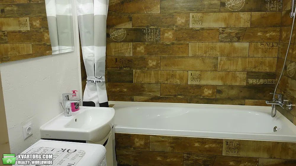 Rent out 1-room apartment. Киев, Богатырска — photo 8