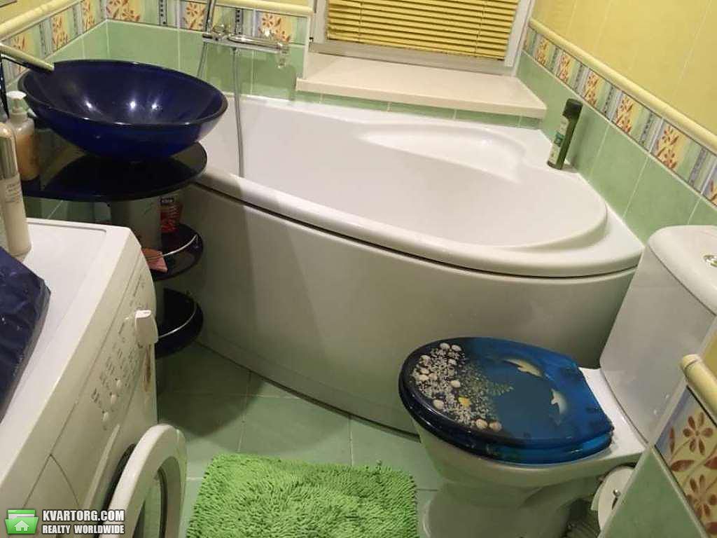 Rent out 2-room apartment. Киев,  Богомольца — photo 7