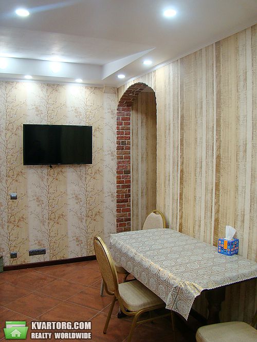 Rent out 2-room apartment. Киев,  Большая Васильковская — photo 5