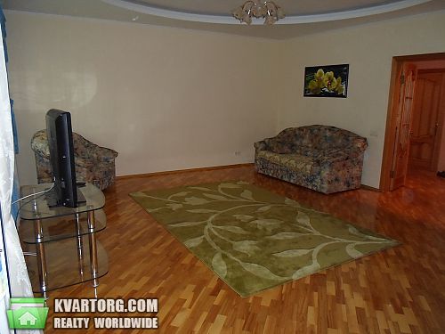 Rent out 3-room apartment. Днепропетровск,  Рабочая — photo 2