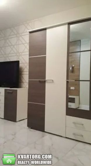 Rent out 1-room apartment. Киев,  Героев Сталинграда пр — photo 5