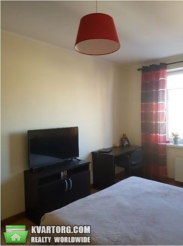 Rent out 2-room apartment. Киев,  Дмитриевская — photo 4