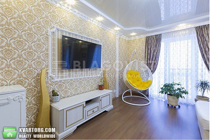 Sell 3-room apartment. Киев, Метрлогическая — photo 3