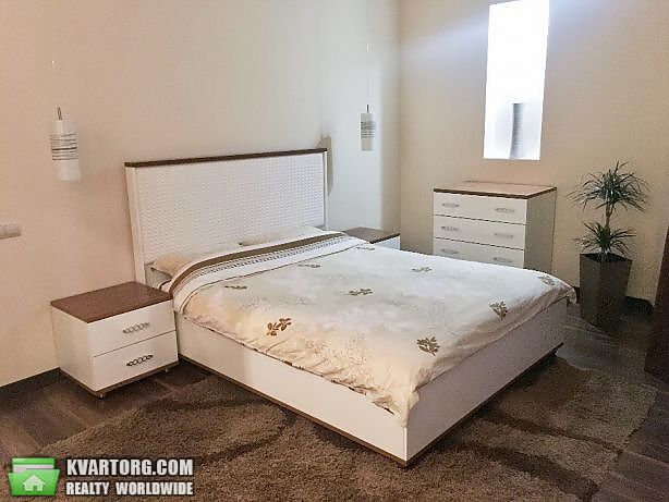 Rent out 2-room apartment. Киев,  Забилы — photo 6
