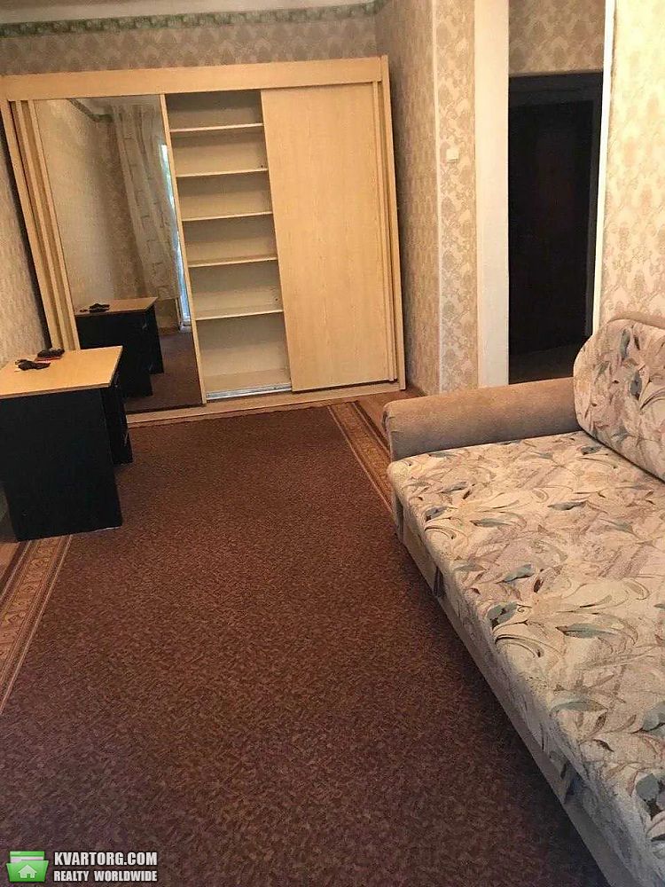 Rent out 1-room apartment. Киев,  Ереванская — photo 2