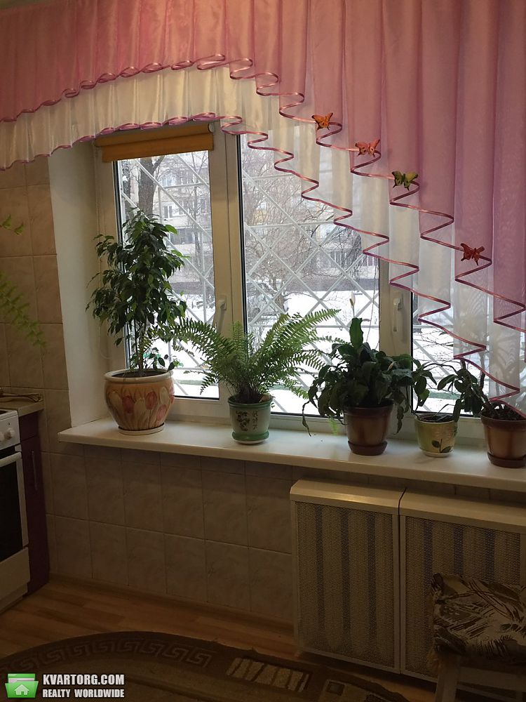 Sell 2-room apartment. Киев,  Пражская — photo 9