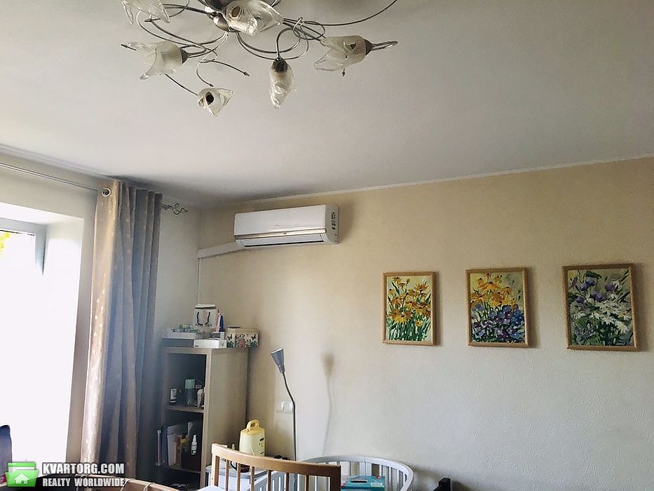 Sell 2-room apartment. Киев,  Стратегическое шоссе — photo 1