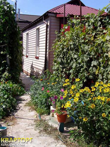 Rent out house. Киев,  Садовая — photo 1
